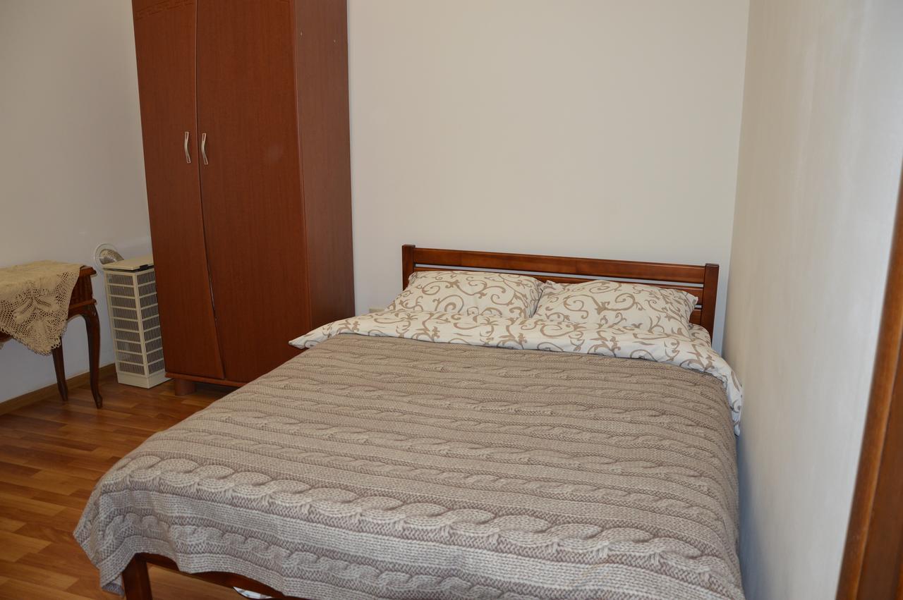 Cozy Apartment In The Center Of Lviv Luaran gambar